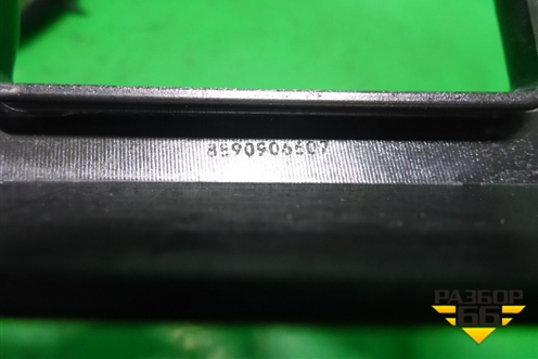 Кронштейн заднего бампера правый (8890906609) для Geely Tugella с 2019г (Тугелла)