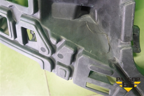 Кронштейн переднего бампера правый (31353371) для Volvo XC90 с 2015г (ХС90)