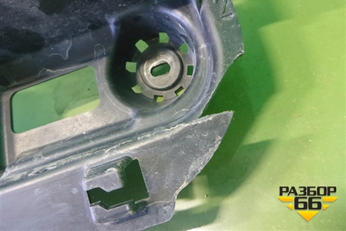 Кронштейн заднего бампера центральный (51127425449) для BMW X6 G06 с 2019г (Х6 Г06)