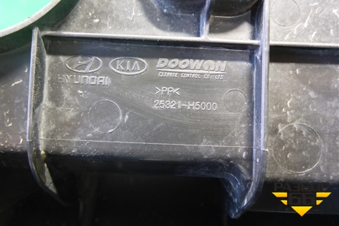 Дефлектор радиатора правый (25321H5000) для Hyundai Solaris с 2017г (Солярис)