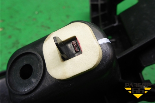 Кронштейн заднего бампера левый (8890906619) для Geely Tugella с 2019г (Тугелла)