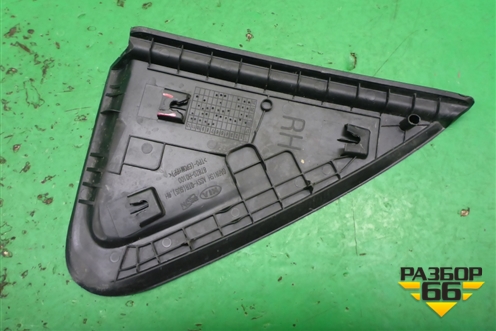 Накладка двери задней правой (уголок) (87820H0100) для Kia Rio с 2017г (Рио 4)