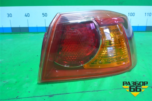 Фонарь задний наружный правый (до 2012г седан) (8330A110) для Mitsubishi Lancer-X с 2007г (Лансер)