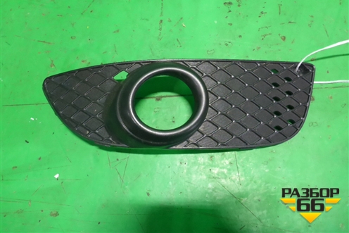 Накладка ПТФ правая (до 2012г) (8321A090) для Mitsubishi Lancer-X с 2007г (Лансер)