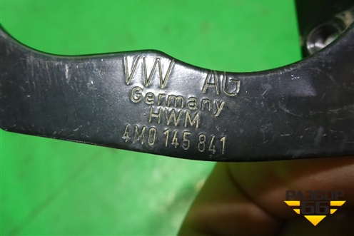 Кронштейн интеркулера (4M0145841) для Audi Q7 c 2015г (Ку 7)