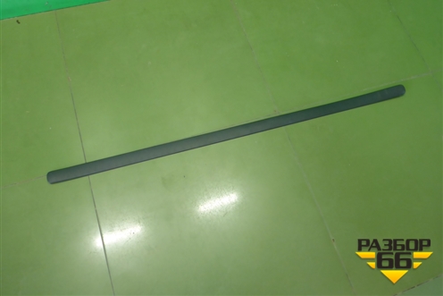 Молдинг крыши правый (7L6861561) для Volkswagen Touareg c 2002-2010г (Туарег)