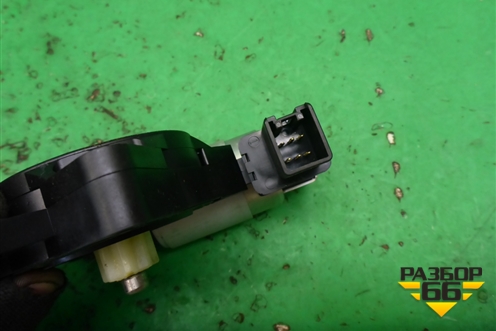 Моторчик стеклоподъёмника передний правый (CM011750) для Mazda Mazda 3 (BK) с 2003-2009г 