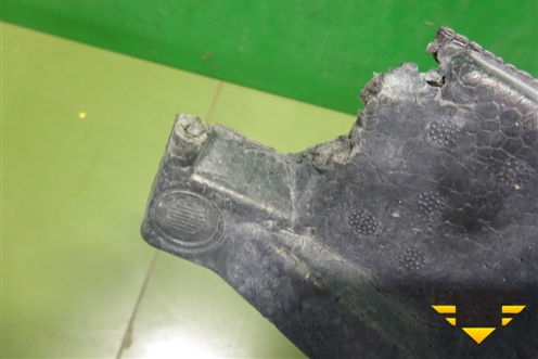 Наполнитель переднего бампера (6600002452) для Geely Tugella с 2019г (Тугелла)