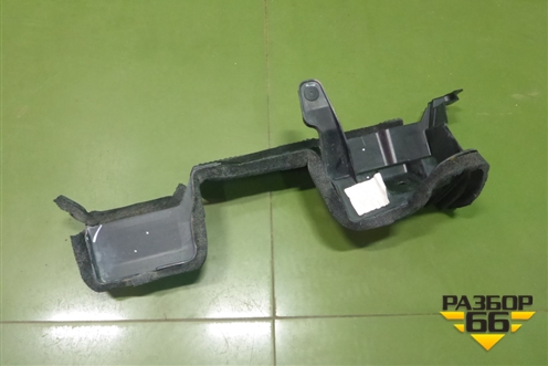 Дефлектор радиатора правый (302001177AA) для OMODA C5 с 2022г (Ц5)