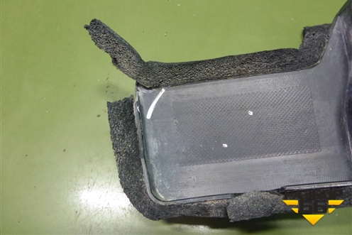 Дефлектор радиатора правый (302001177AA) для OMODA C5 с 2022г (Ц5)