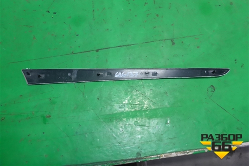 Накладка двери передней левой (на обшивку) (7L5867085A) для Porsche Cayenne с 2003-2010г (Каен)