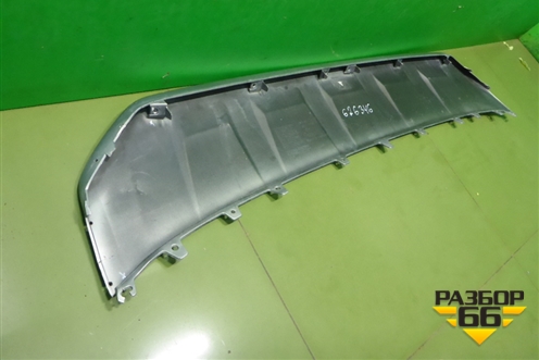 Накладка переднего бампера (4M0807733D) для Audi Q7 c 2015г (Ку 7)