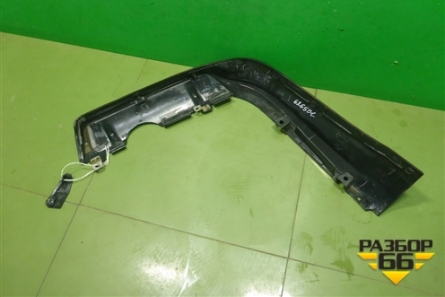 Накладка заднего бампера левая (после 2015г) (PZ32260084) для Toyota Land Cruiser (200) с 2008г (Ленд Крузер)