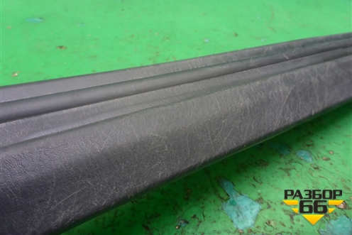 Накладка порога внутренняя переднего правого (8588238000) для Hyundai Sonata-5 с 2001г (Соната)