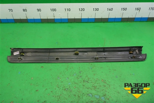 Накладка порога внутренняя переднего правого (8588238000) для Hyundai Sonata-5 с 2001г (Соната)