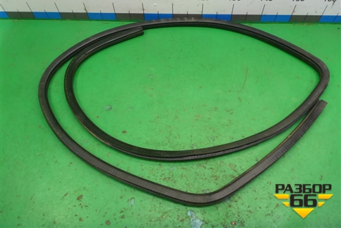 Уплотнитель двери передней правой для Ford Focus 1 с 1998-2004г (Фокус)