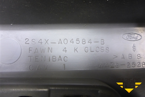 Консоль (2S4XA04584B) для Ford Focus 1 с 1998-2004г (Фокус)