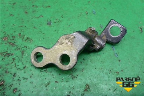 Петля двери задней левой верхняя (XS4AA26801BB) для Ford Focus 1 с 1998-2004г (Фокус)