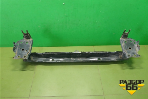 Усилитель переднего бампера для Volkswagen Touareg c 2002-2010г (Туарег)