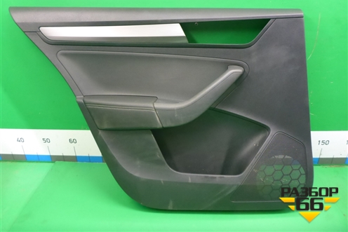 Обшивка двери задней левой под электрику (60U867023M) для Skoda Rapid с 2013г (Рапид)
