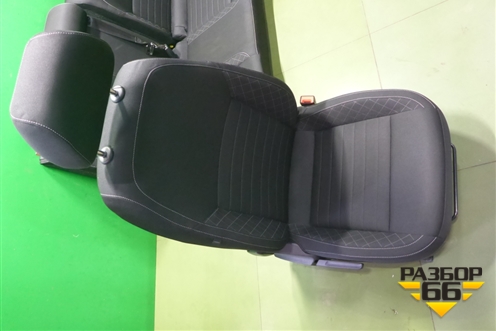 Сиденья комплект (с AIR BAG, передние и задние с обогревом) для Skoda Rapid с 2013г (Рапид)