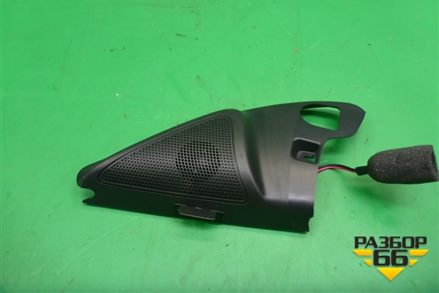 Накладка двери передней левой уголок (5JA837973) для Skoda Rapid с 2013г (Рапид)