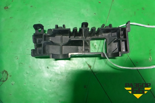 Кронштейн переднего бампера правый (86516D7000) для Hyundai Tucson с 2015-2022г (Туксон)