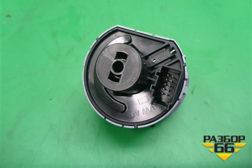 Модуль управления света фар для Skoda Rapid с 2013г (Рапид)