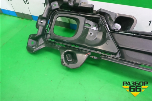 Решетка в передний бампер правая (после 2015г) (5311260210) для Toyota Land Cruiser (200) с 2008г (Ленд Крузер)