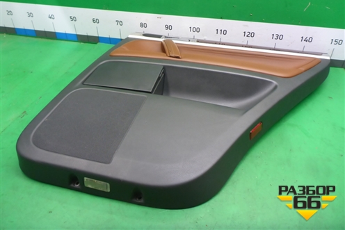 Обшивка двери задней правой под электрику для Volkswagen Touareg c 2002-2010г (Туарег)