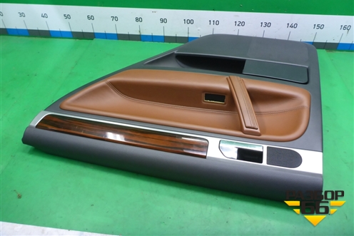 Обшивка двери задней правой под электрику для Volkswagen Touareg c 2002-2010г (Туарег)