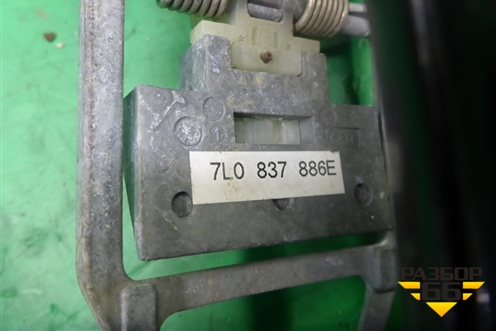 Ручка наружная двери задней правой (7L0837886E) для Volkswagen Touareg c 2002-2010г (Туарег)