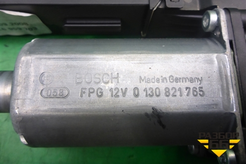 Моторчик стеклоподъёмника задний левый для Volkswagen Touareg c 2002-2010г (Туарег)