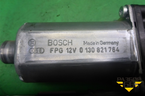 Моторчик стеклоподъёмника передний левый для Volkswagen Touareg c 2002-2010г (Туарег)