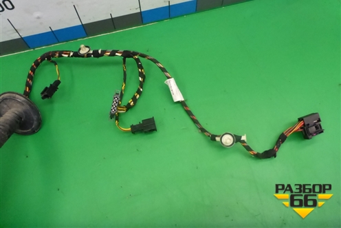 Проводка двери передней левой (7L6971120AR) для Volkswagen Touareg c 2002-2010г (Туарег)