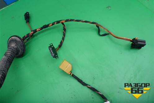 Проводка двери задней левой (7L6971693P) для Volkswagen Touareg c 2002-2010г (Туарег)