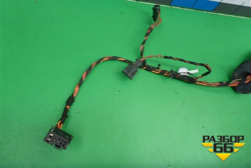 Проводка двери задней правой (7L6971693P) для Volkswagen Touareg c 2002-2010г (Туарег)