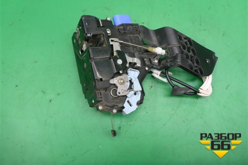 Замок двери передней правой (3D1837016AC) для Volkswagen Touareg c 2002-2010г (Туарег)