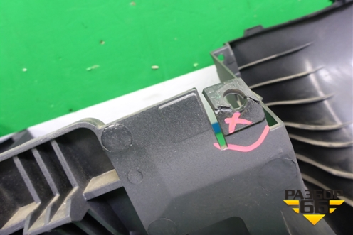 Торпедо (нижняя часть) (7L6858904) для Volkswagen Touareg c 2002-2010г (Туарег)