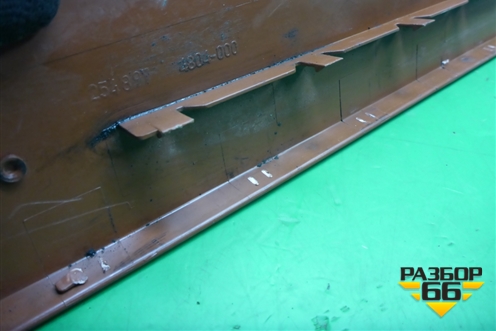 Накладка внутренняя (7L0885943) для Volkswagen Touareg c 2002-2010г (Туарег)