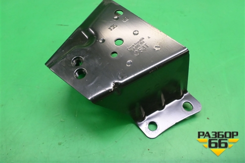 Кронштейн сиденья (задний правый) (7L6885154A) для Volkswagen Touareg c 2002-2010г (Туарег)