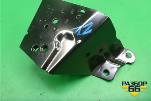 Кронштейн сиденья (задний левый) (7L6885153A) для Volkswagen Touareg c 2002-2010г (Туарег)