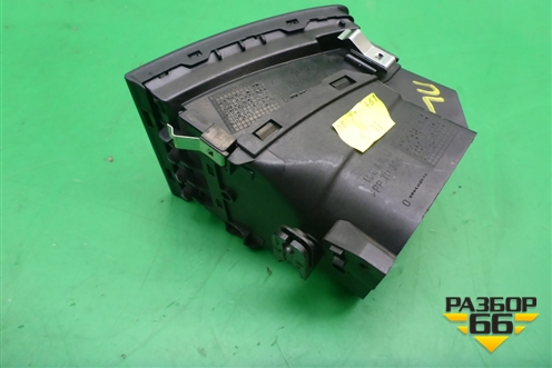 Дефлектор воздушный левый (7L6819703L) для Volkswagen Touareg c 2002-2010г (Туарег)