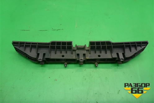 Кронштейн (пола багажника) (7L6864225C) для Volkswagen Touareg c 2002-2010г (Туарег)