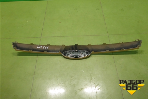 Накладка на решетку радиатора (602002323AA) для Chery Arrizo 8 с 2022г (Арризо 8)