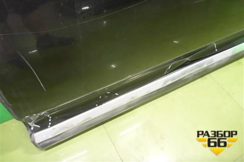 Дверь передняя левая для Volkswagen Touareg c 2002-2010г (Туарег)