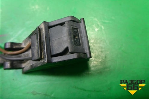 Форсунка омывателя лобового стекла (с обогревом) (6E095598) для Volkswagen Touareg c 2002-2010г (Туарег)