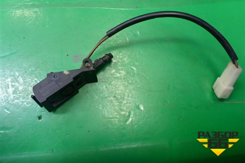 Форсунка омывателя лобового стекла (с обогревом) (6E095598) для Volkswagen Touareg c 2002-2010г (Туарег)