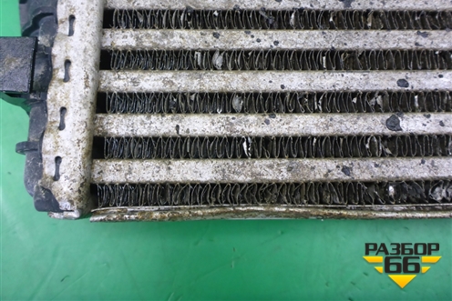 Интеркулер (7L6145804A) для Volkswagen Touareg c 2002-2010г (Туарег)