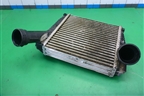 Интеркулер (7L6145804A) для Volkswagen Touareg c 2002-2010г (Туарег)